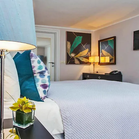 Hotel Boutique Stari Grad 4*